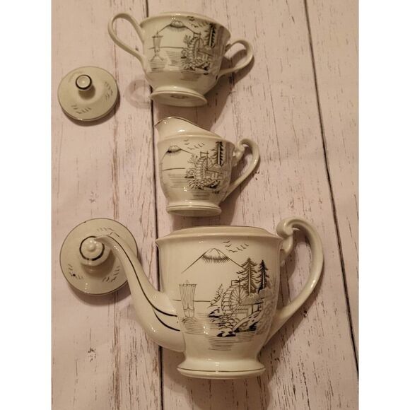 Vintage Kutani China . Tea Kettle, Creamer & Sugar bowl ( 3 pieces ) - Picture 13 of 14